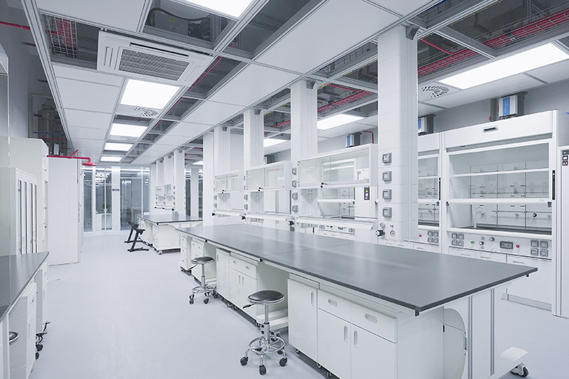 富宁实验室革新：安全与科技的现代融合